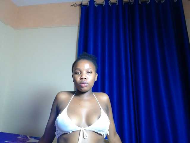 FuckMaPussyy live cam on BongaCams
