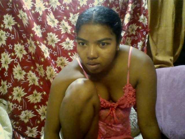 Mayah25 live cam on BongaCams