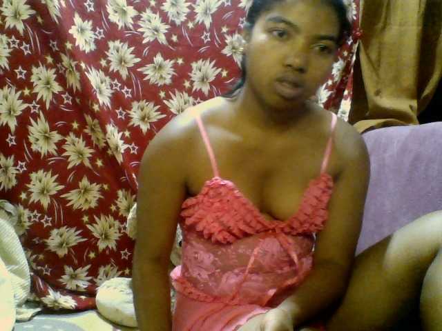 Mayah25 live cam on BongaCams