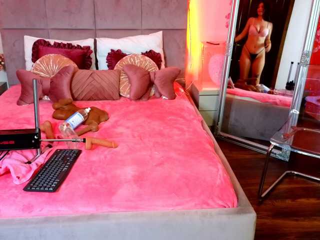 RositaRae live cam on BongaCams