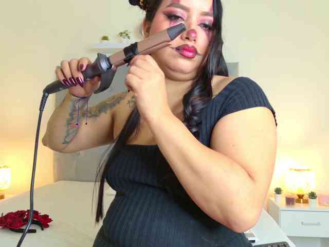 Victoriaromeroo
