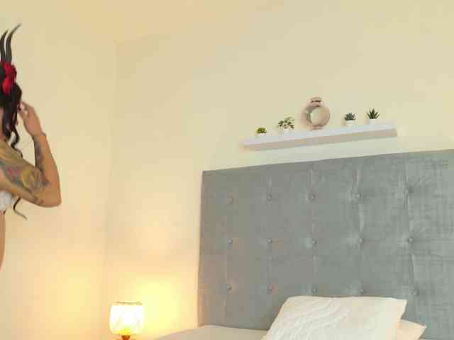 Victoriaromeroo