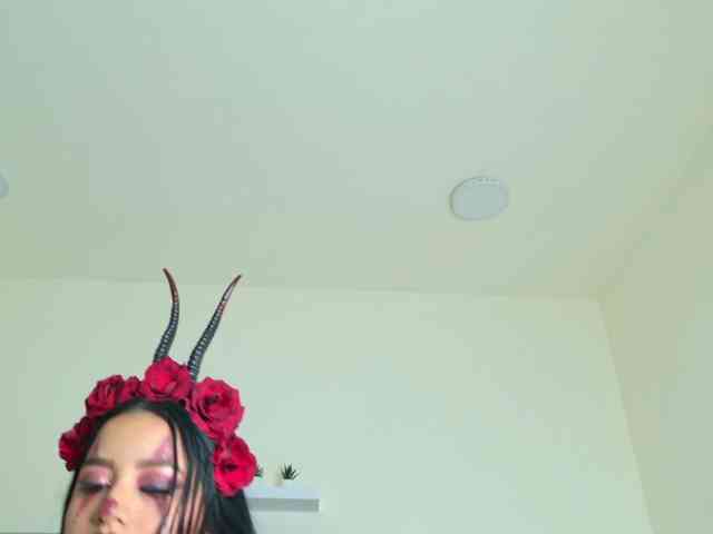 Victoriaromeroo