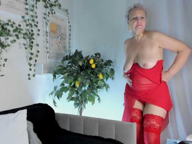 KiteWick live cam on BongaCams