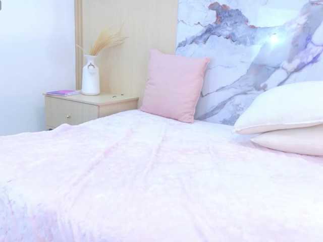AzaleaNyx live cam on BongaCams
