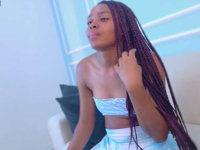 AzaleaNyx live cam on BongaCams