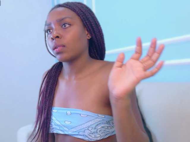 AzaleaNyx live cam on BongaCams