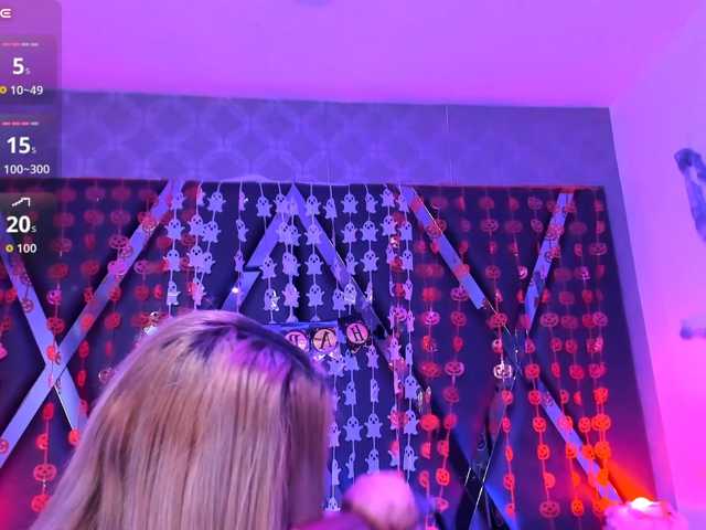 AmiraFontana live cam