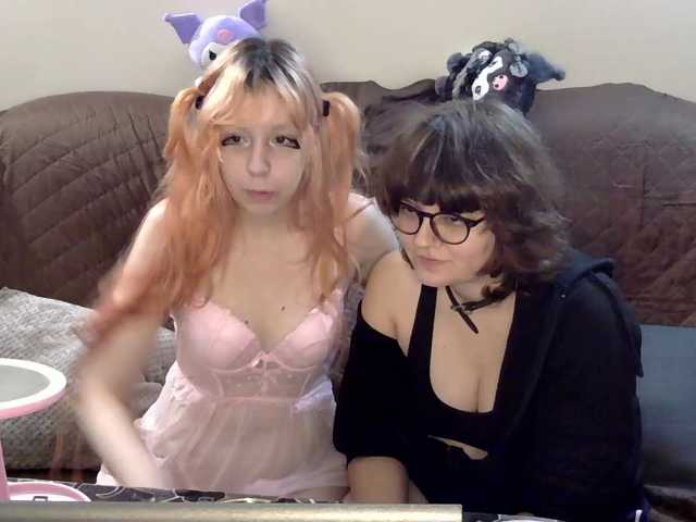 LilGoonettes live cam on BongaCams