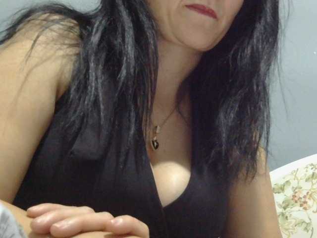 Demet14 live cam on BongaCams
