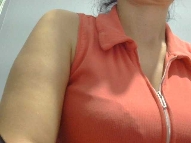 Demet14 live cam on BongaCams