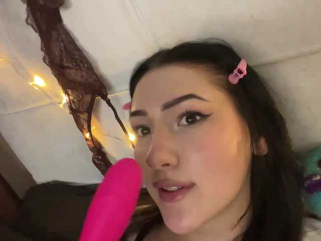 nikatira live cam on BongaCams