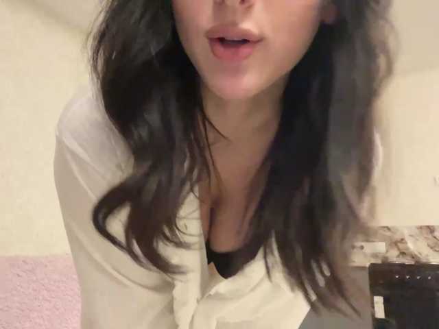 nikatira live cam on BongaCams
