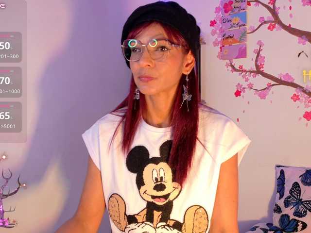 hannapetit live cam on BongaCams