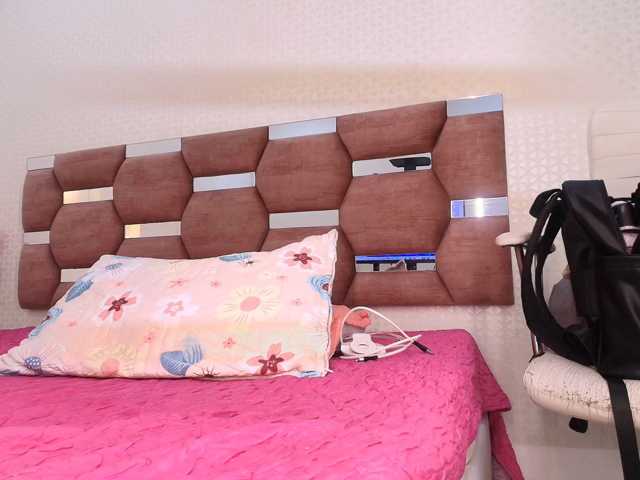 Melodyyclak live cam on BongaCams