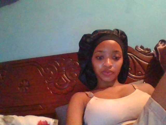cocoB1 live cam on BongaCams