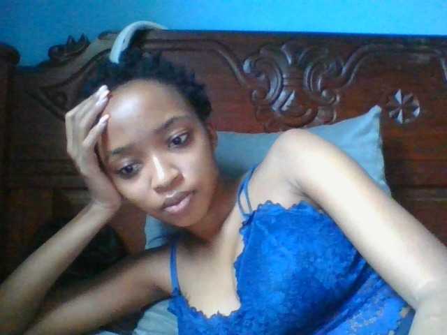cocoB1 live cam on BongaCams