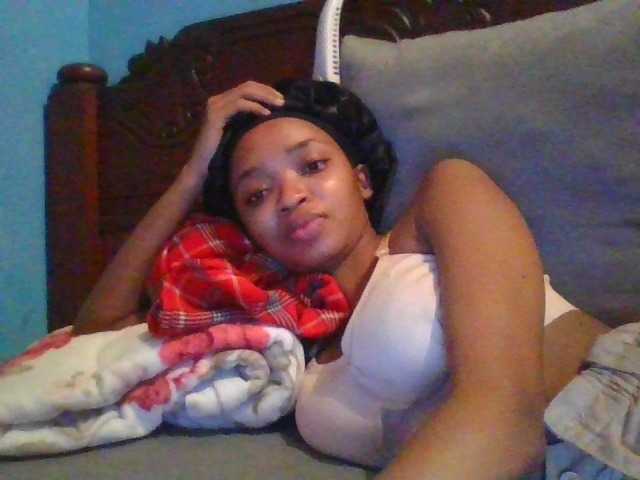 cocoB1 live cam on BongaCams