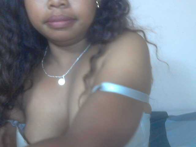 Prislah live cam on BongaCams