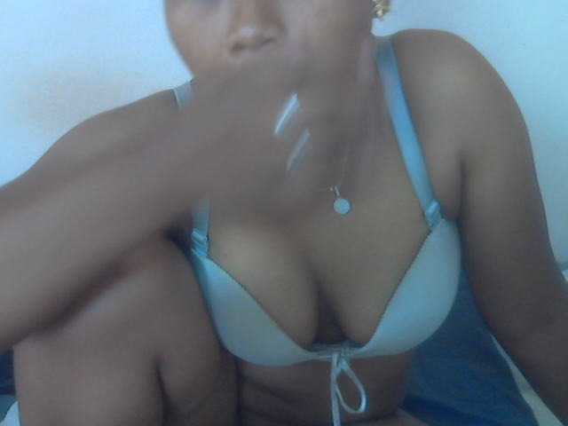 Prislah live cam on BongaCams