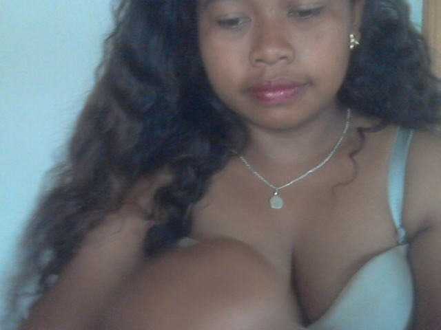 Prislah live cam on BongaCams