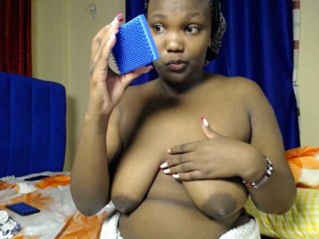 MissWetPussy live cam on BongaCams