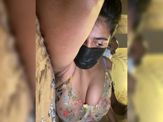 Lovers1277 live cam on BongaCams