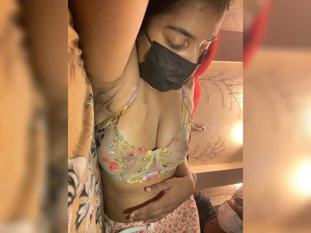 Lovers1277 live cam on BongaCams