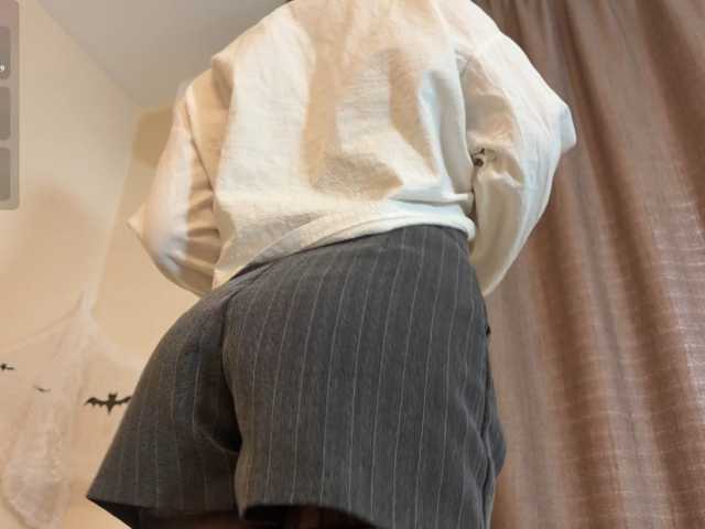 Amelia_EE live cam on BongaCams