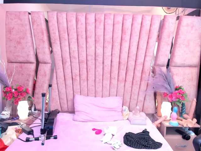 hornyskinny26 live cam on BongaCams