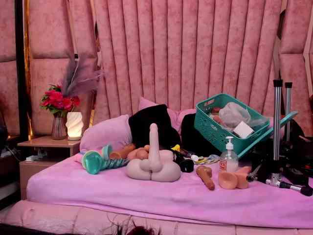 hornyskinny26