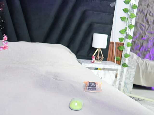 purechocolateee live cam on BongaCams