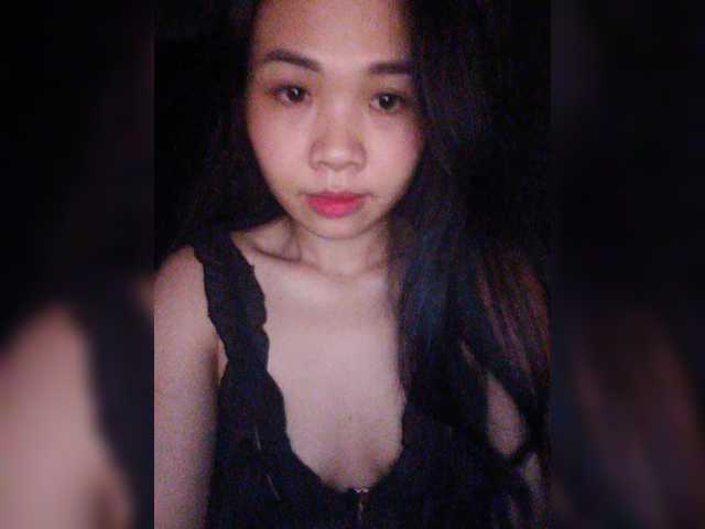 Lilys-98 live cam on BongaCams