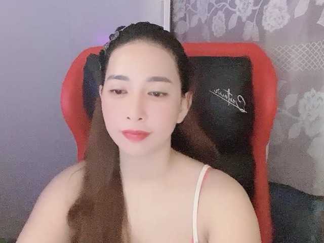 Cherryhot69 live cam on BongaCams