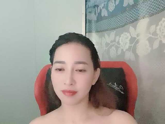Cherryhot69 live cam on BongaCams