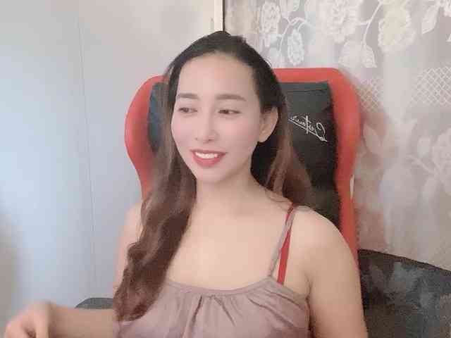 Cherryhot69 webcam