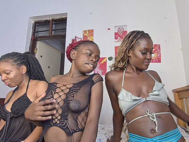 TripleTrouble live cam on BongaCams