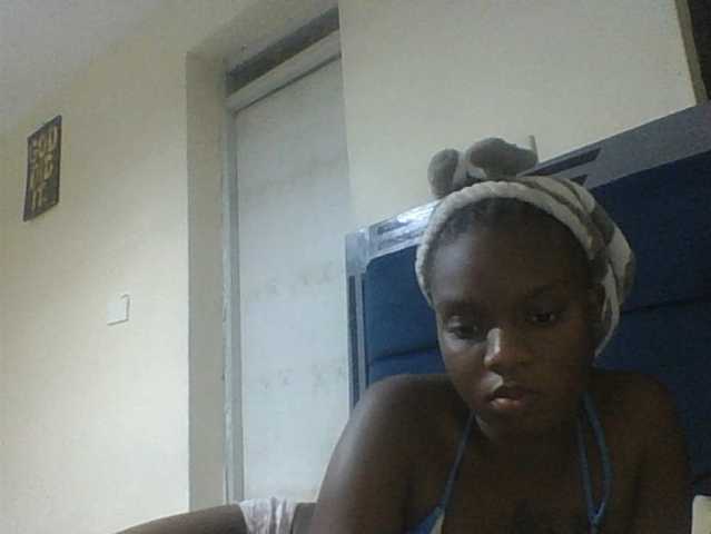 Gloriemelody live cam on BongaCams