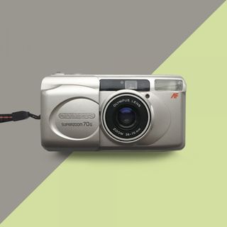 Olympus SuperZOOM 70g