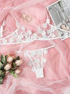 LINGERIE