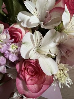 I want a huge bouquet