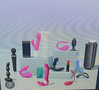 Lovense, zapatos  de  tacon, lenceria, nueva webcam, silla  ergonimica, perfumes, productos  de  cuidado  de  la  piel, decoraciones para  mi  room
