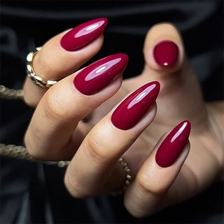 sexy manicure