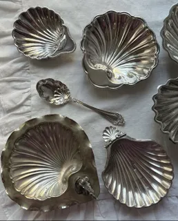 Serving items