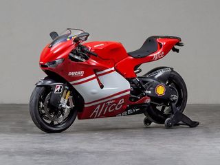 ducati desmosedici