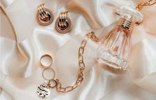 perfumes and jewels