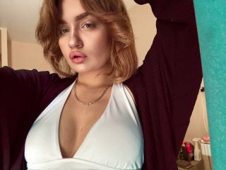 dresses and outfits for live streams