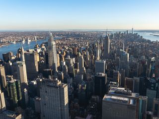 Helicopter tour of New York