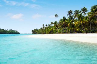 HOLIDAYS ON PARADISE ISLAND