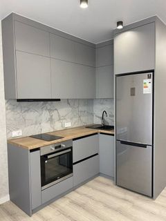 New studio, equipment and toys)